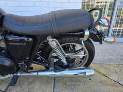 2014 Triumph BONNEVILLE Green
