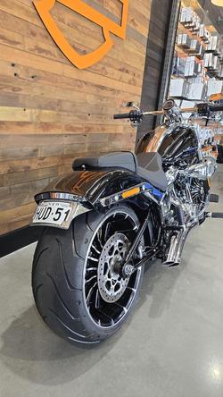 2025 Harley-Davidson Breakout 117 (FXBR) Softail Black