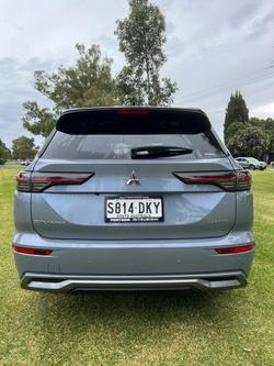 2025 Mitsubishi Outlander Exceed Tourer