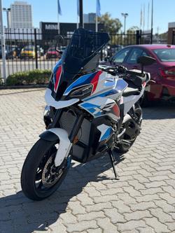 2025 BMW M 1000 XR M 1000 White