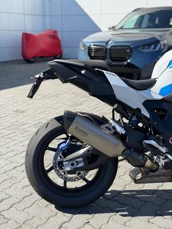 2025 BMW M 1000 XR M 1000 White