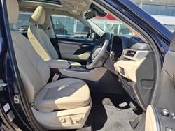 2022 Toyota Kluger Grande