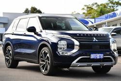 2022 Mitsubishi Outlander Exceed