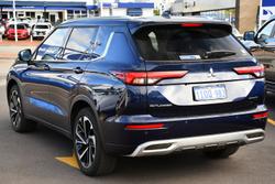 2022 Mitsubishi Outlander Exceed