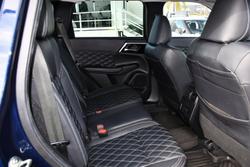 2022 Mitsubishi Outlander Exceed