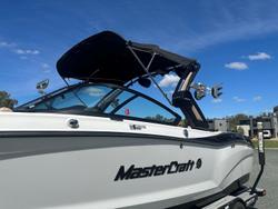 2022 MasterCraft X22