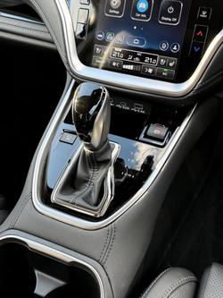 2025 Subaru Outback AWD Touring XT