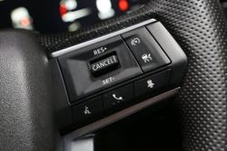 2025 Mitsubishi Outlander LS