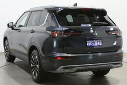 2025 Mitsubishi Outlander LS