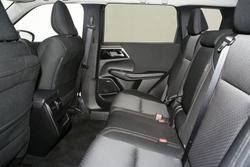 2025 Mitsubishi Outlander LS