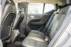 2025 Volvo XC40 Plus B4