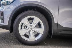 2025 Volvo XC40 Plus B4