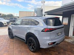 2025 Isuzu MU-X X-TERRAIN