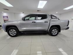 2026 Nissan Navara ST