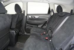 2016 Nissan X-TRAIL ST