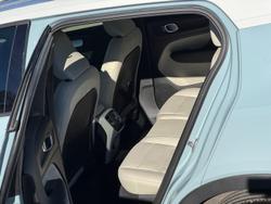 2018 Volvo XC40 T4 Momentum