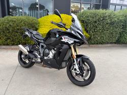 2025 BMW Motorrad S 1000 XR Black