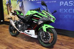 2021 Kawasaki NINJA 400 KRT Green