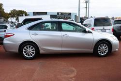 2016 Toyota Camry Altise