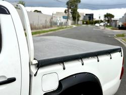 2013 Toyota Hilux SR KUN26R MY12 4X4 Glacier White