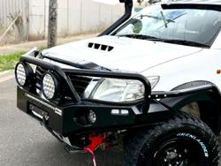2013 Toyota Hilux SR KUN26R MY12 4X4 Glacier White