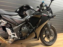 2016 Honda CBR300R Black