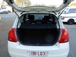 2008 Suzuki Swift RS415 Pearl White