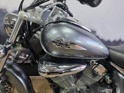 2013 Suzuki VL250 (LC250 INTRUDER) SILVER