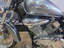 2013 Suzuki VL250 (LC250 INTRUDER) SILVER