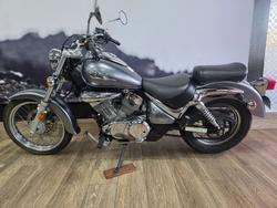 2013 Suzuki VL250 (LC250 INTRUDER) SILVER