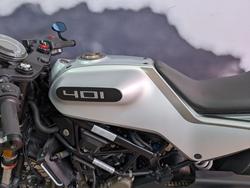 2021 HUSQVARNA VITPILEN 401 GREY