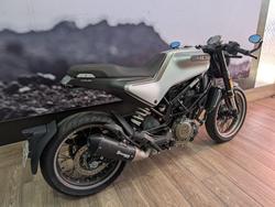 2021 HUSQVARNA VITPILEN 401 GREY