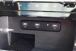 2021 Kia Carnival Platinum