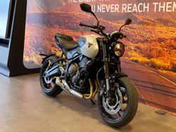 2026 Triumph Trident 660 Trident White