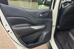 2023 Nissan Navara ST-X D23 MY23 4X4 Dual Range White
