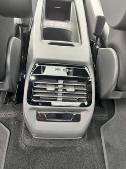 2025 Volkswagen ID.4 Pro