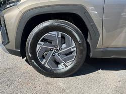2025 Hyundai Tucson Hybrid