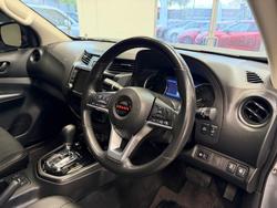 2023 Nissan Navara PRO-4X