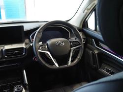 2025 LDV D90 Executive