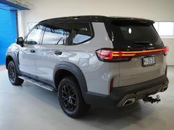 2025 LDV D90 Executive