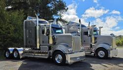 Kenworth T909