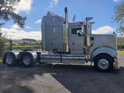 2024 Kenworth T909 Grey