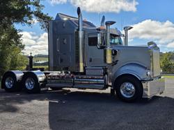 2024 Kenworth T909 Grey