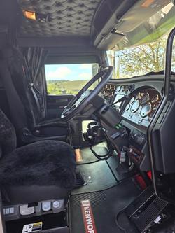 2024 Kenworth T909 Grey