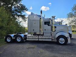 2024 Kenworth T909 Grey