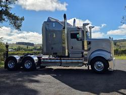 2024 Kenworth T909 Grey