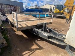 1986 Custom Tandem Axle Pig Plant Trailer