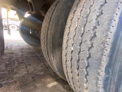 1986 Custom Tandem Axle Pig Plant Trailer