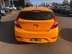 2015 Hyundai Accent Active