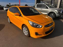 2015 Hyundai Accent Active